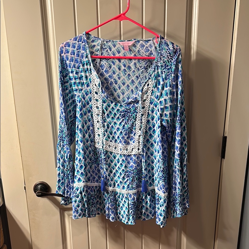 Lilly Pulitzer Blue Graphic 3/4 Sleeve Bib Collar Blouse
